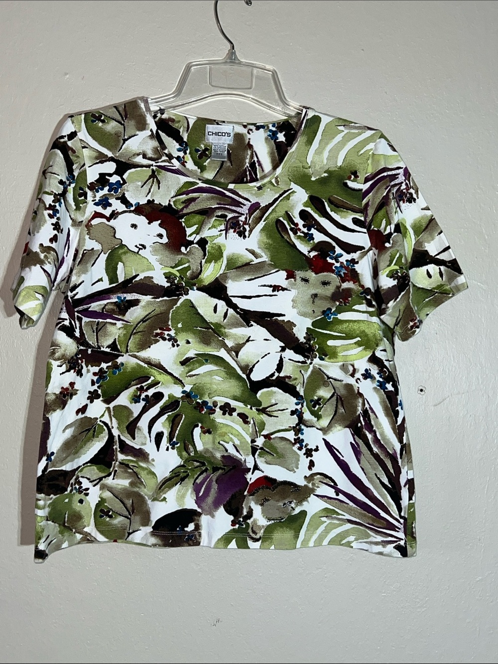 Chico's White Short Sleeve TopW/ some beading green,Purple&Brown Botanical Print